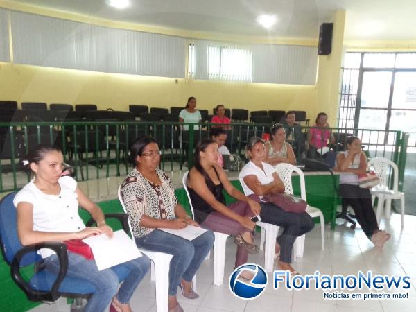 SENATEPI e Prefeitura de Floriano discutiram sal&aacute;rios e plano de carreira da Enfermagem(Imagem:FlorianoNews)