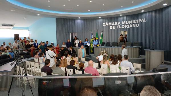 Floriano dá início ao novo ciclo administrativo com posse do prefeito, vice e vereadores(Imagem:FlorianoNews)