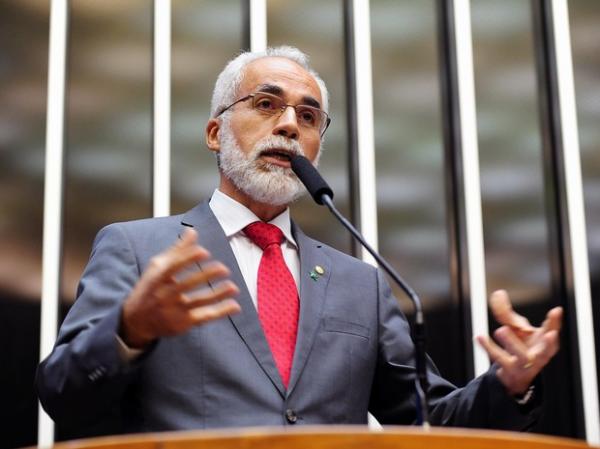 Deputado Jesus Rodrigues (PT) disse que h&aacute; desproporcionalidade nos c&aacute;lculos do TSE.(Imagem:Divulga&ccedil;&atilde;o)