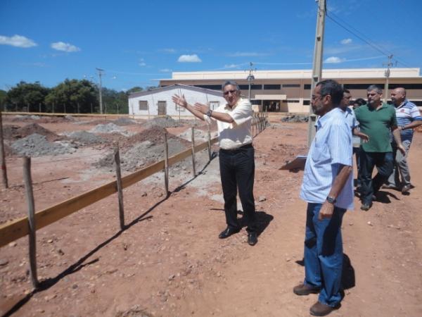 Visita as obras.(Imagem:FlorianoNews)