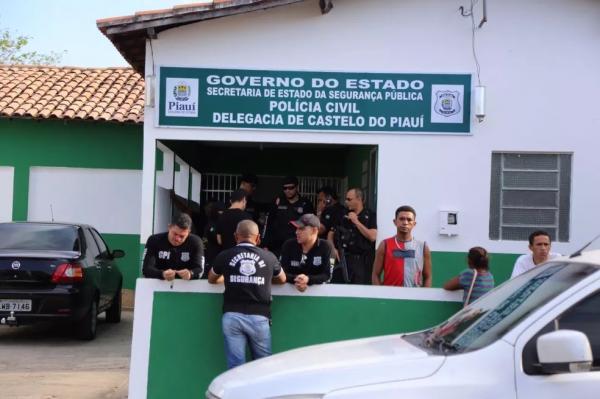 Casal é assassinado a tiros dentro de carro em Castelo do Piauí