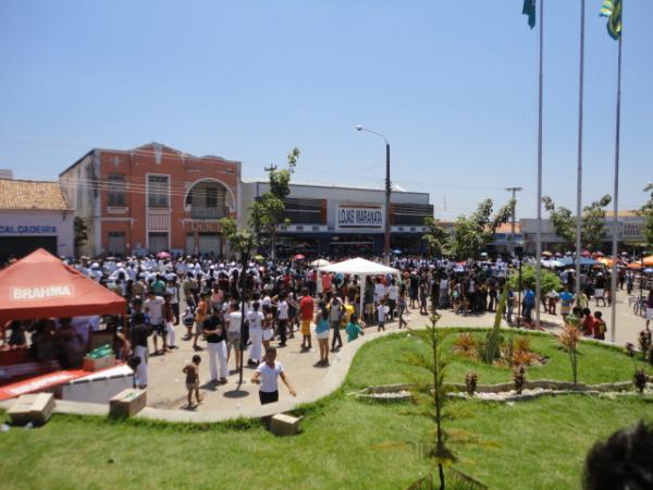 Desfile em comemora&ccedil;&atilde;o a sete de setembro em Floriano.(Imagem:FlorianoNews)