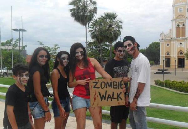 Realizado em Floriano 1º Zombie Walk.(Imagem:Reprodução/facebook)