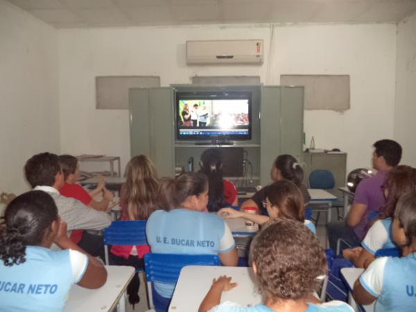 Alunos e professores de Floriano participaram de videoconfer&ecirc;ncia com o Ex-presidente Lula.(Imagem:FlorianoNews)
