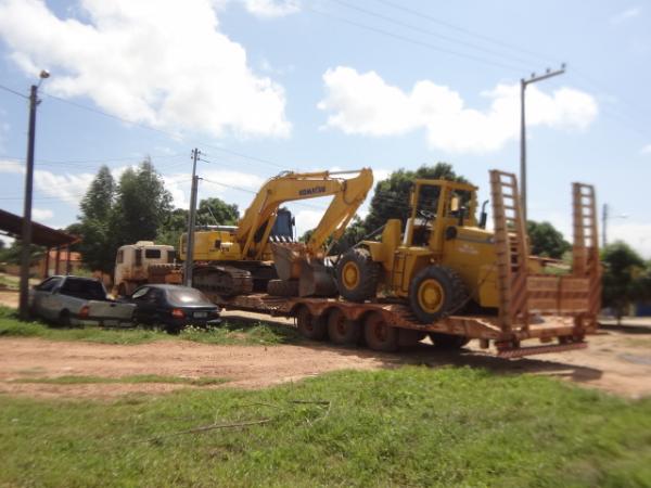 Pol&iacute;cia recupera m&aacute;quinas agr&iacute;colas roubadas na regi&atilde;o do Maranh&atilde;o.(Imagem:FlorianoNews)