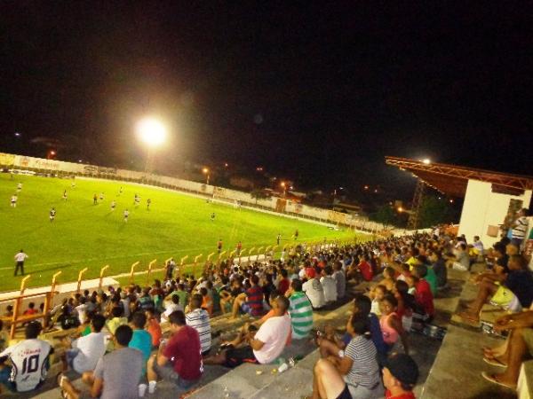 Cori-Sabb&aacute; e Piau&iacute; empatam em jogo da 3&ordf; rodada do Campeonato Piauiense Futebol.(Imagem:FlorianoNews)