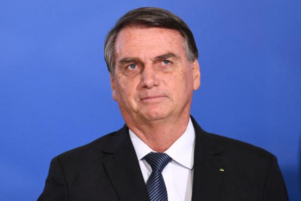Bolsonaro planeja PEC em segundo mandato para STF ter 15 ministros