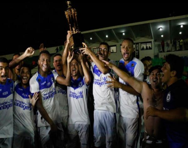 Parnahyba vence o Altos por 2 a 1 e conquista o 1º turno do Piauiense