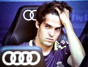 Kaká está fora do duelo com o Barcelona hoje