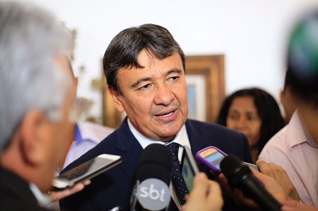 Governador pede tempo aos aliados para decidir composição da chapa