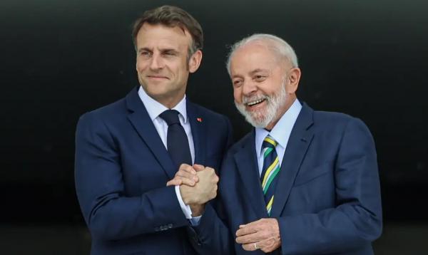 Lula pede que Macron "abra seu coração" para acordo com Mercosul