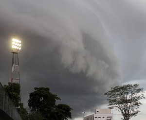 Com chuva e apagão, River-PI atropela Flamengo-PI e encerra rodada no G-4