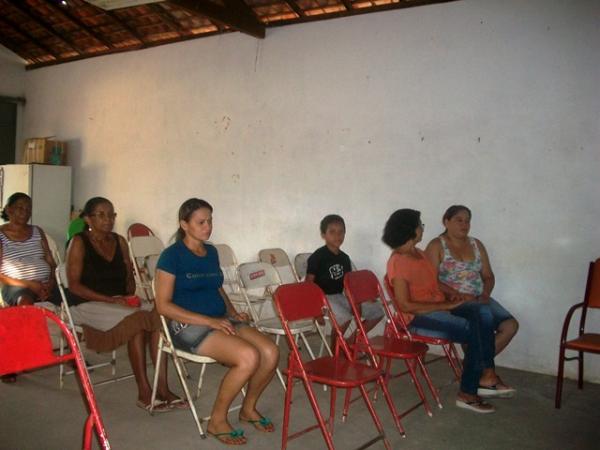 Toma posse nova Diretoria da Associa&ccedil;&atilde;o de Moradores do bairro Bom lugar.(Imagem:FlorianoNews)