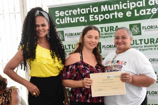 Cultura encerra Curso de Bordado em Fitas em Floriano