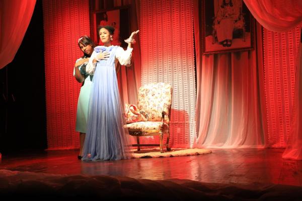  Entrega de trof&eacute;u encerra 12&ordm; Festival Nacional de Teatro do Piau&iacute;(Imagem:Divulga&ccedil;&atilde;o/Grupo Escalet)