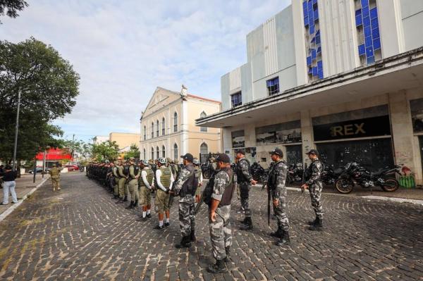 Dois mil policiais reforçam a segurança em centros comerciais do Piauí neste final de semana