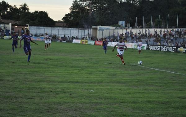Piauí vence o segundo jogo seguido, desbancando agora o líder River-PI