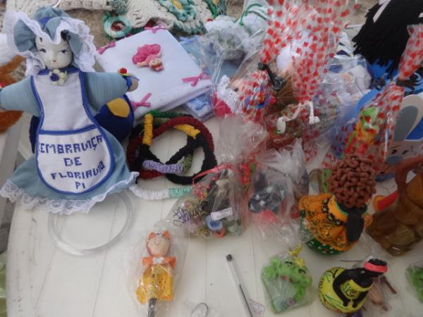 Coopeartes promoveu mostra de artesanato em Floriano