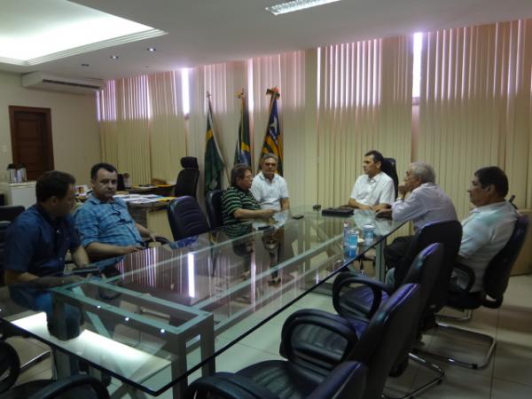 Reuni&atilde;o discute in&iacute;cio das obras do Parque Beira-Rio.(Imagem:FlorianoNews)