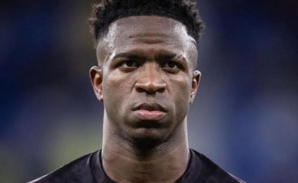 Vini Jr desabafa após novo caso de racismo em estádio