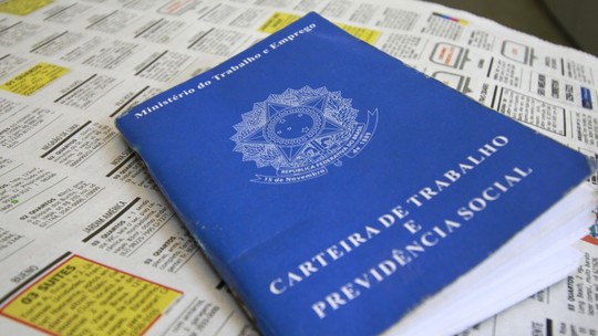 Portaria proíbe demissão por justa causa de empregado que não comprovar vacinação contra Covid