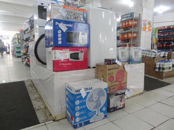 Teresina Supermercado realizou sorteio de Prêmios.(Imagem:FlorianoNews)