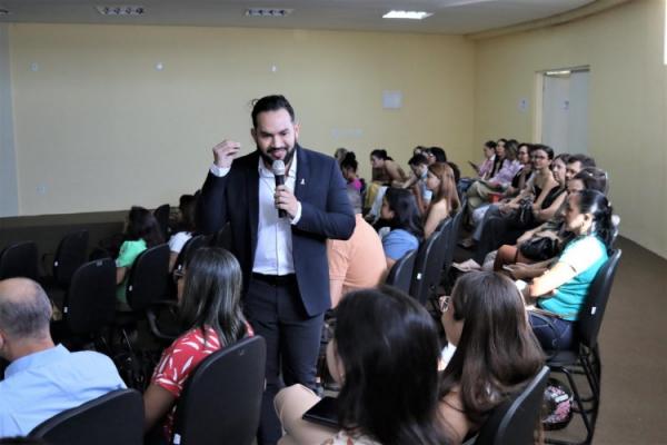 PMF realiza atendimentos e capacita&ccedil;&atilde;o sobre Hansen&iacute;ase em parceria com o Minist&eacute;rio da Sa&uacute;de e Sesapi(Imagem:Secom)