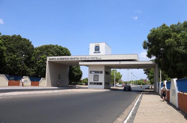 UFPI anuncia corte de R$ 7,7 milhões e diz que manutenção do custeio se agrava