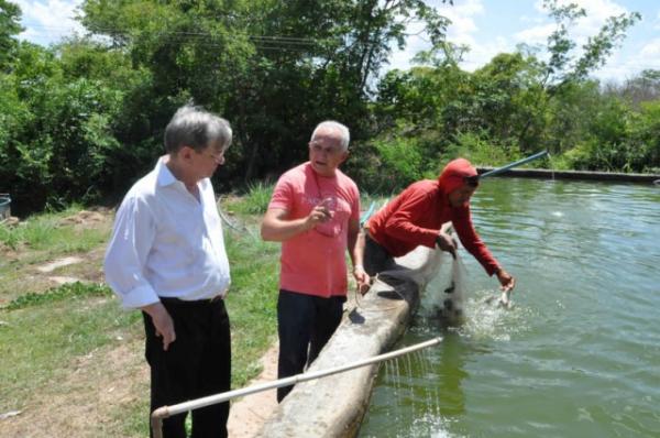 Reitoria Itinerante realiza visita ao Col&eacute;gio T&eacute;cnico de Floriano.(Imagem:UFPI)