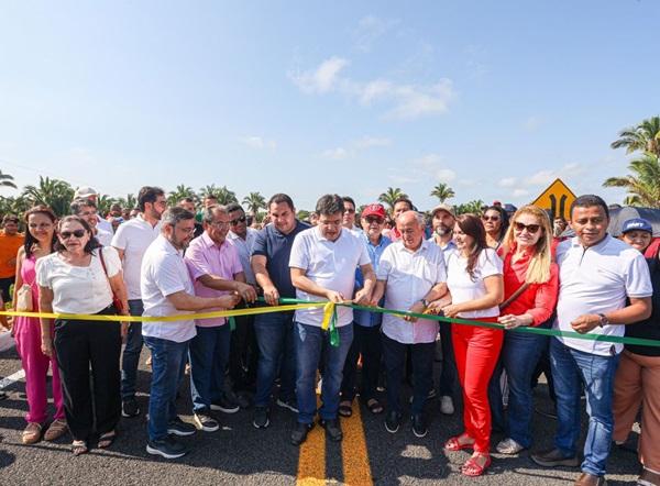 Rafael Fonteles entrega ponte que tira Canavieira do isolamento no período chuvoso
