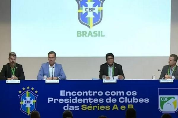 Presidente da CBF admite problemas na arbitragem: "Eu também cobro"