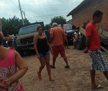 Homens armados invadem casa e matam homem com 16 tiros