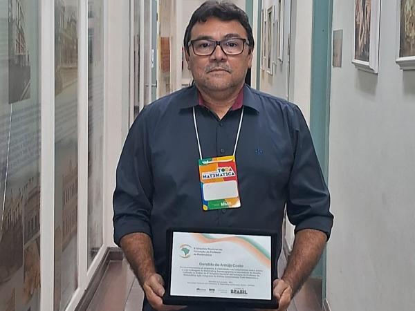Professor da rede estadual conquista prêmio do MEC com trabalho inovador em Matemática
