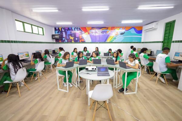 O estado se consolidou como referência nacional na oferta de Educação Profissional, Técnica e Tecnológica e na expansão do Ensino Médio em Tempo Integral.(Imagem:Divulgação)