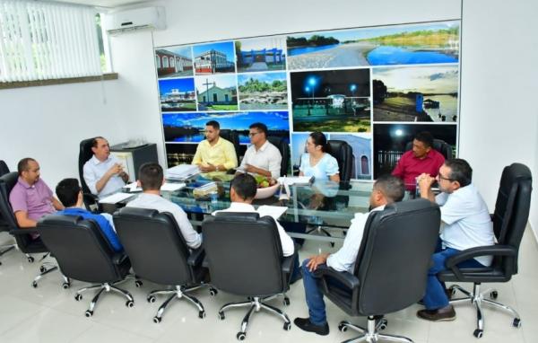 Prefeitura de Floriano começa a preparar edital de licitação para a reforma do mercado central.(Imagem:Secom)
