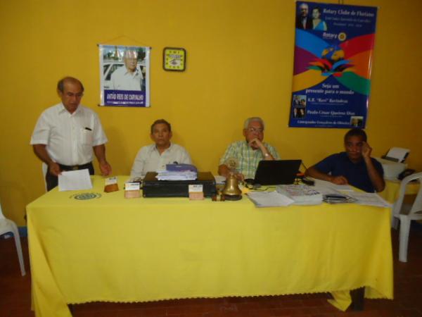 Rotary Clube de Floriano debate estrat&eacute;gias de trabalho para 2016.(Imagem:FlorianoNews)