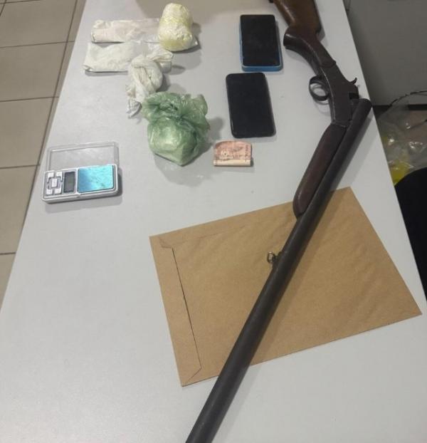 Operação conjunta resulta em prisão, apreensão de arma e drogas em Floriano