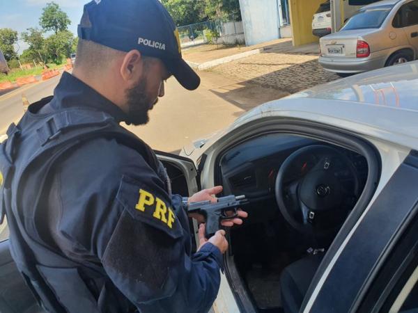 PRF prende homem por porte ilegal de arma de fogo e munições em Floriano