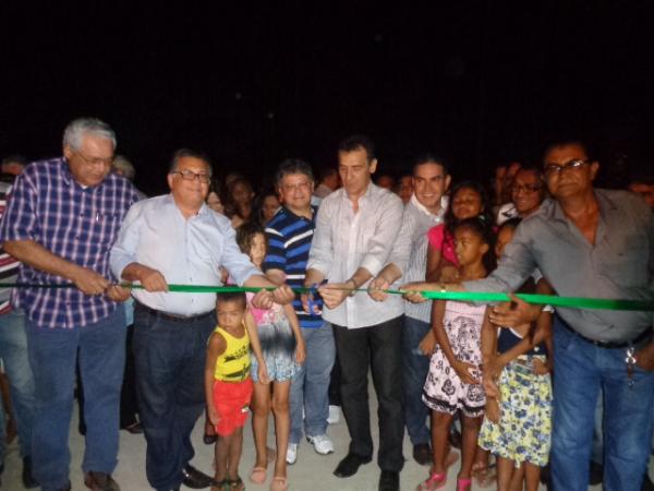 Prefeitura de Floriano inaugura ponte Joaquim Batista no bairro Taboca