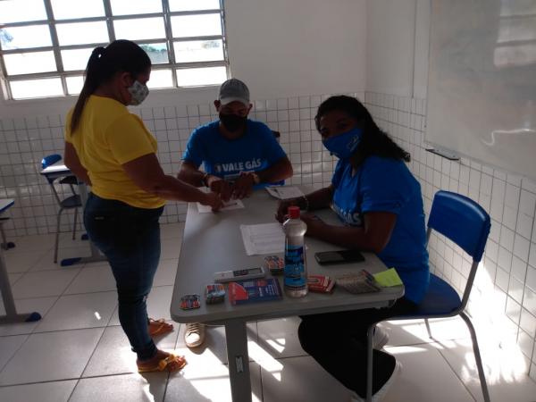 Programa Vale G&aacute;s beneficia popula&ccedil;&atilde;o baronense(Imagem:FlorianoNews)