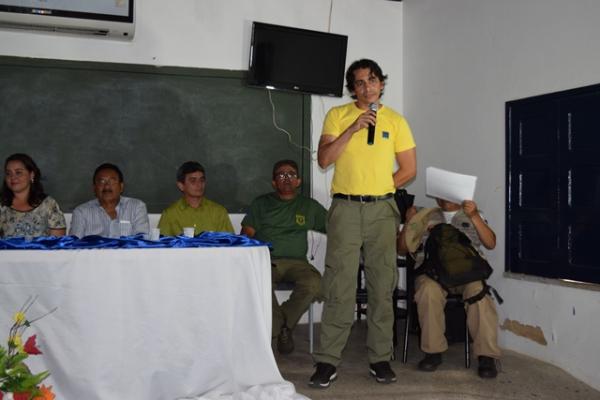 Trinta candidatos s&atilde;o selecionados para os testes finais da Brigada de Inc&ecirc;ndio.(Imagem:Waldemir Miranda)