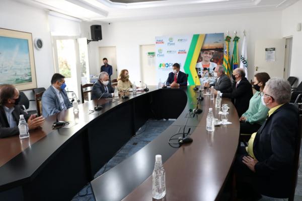 Conselheiros do TCE PI participam de audiência com Wellington Dias