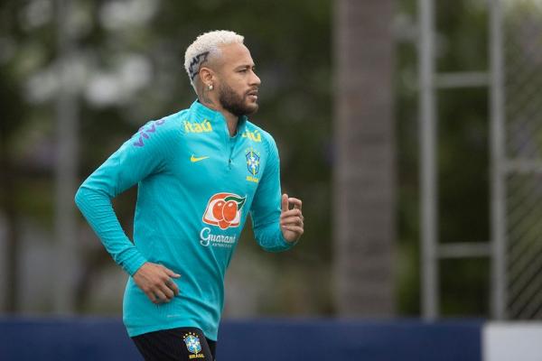 Com Neymar em campo, Seleção segue preparação para enfrentar a Colômbia