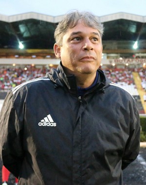 Veiga reconhece força do River no Albertão, mas valoriza vantagem