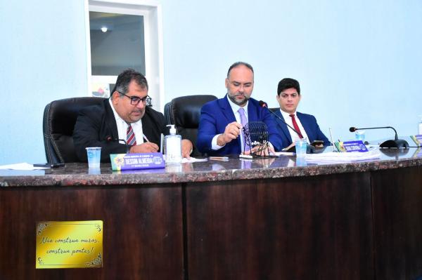 Câmara Municipal de Floriano abre o último ciclo de sessões do primeiro semestre do ano