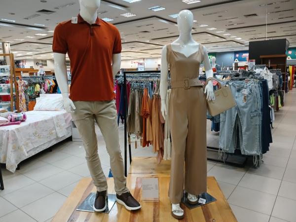 Confira as promo&ccedil;oes em cal&ccedil;ados e acess&oacute;rios no Armaz&eacute;m Para&iacute;ba em Floriano(Imagem:FlorianoNews)