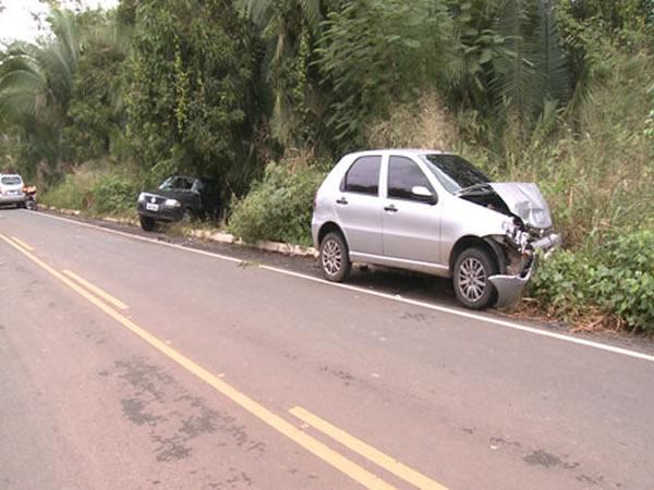 Acidente deixa 3 mortos e fere secret&aacute;rios de Prefeitura(Imagem:TV Cidade Verde/Cidadeverde.com)