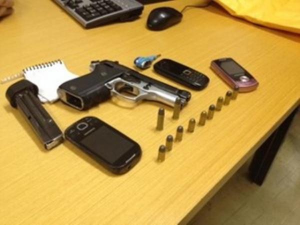 Material apreendido pela Pol&iacute;cia Federal (Imagem:Ellyo Teixeira/G1)