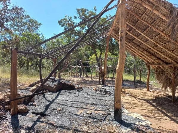 Irmãos são presos suspeitos de incendiar casas e ameaçar indígenas por disputa de terras no Piauí