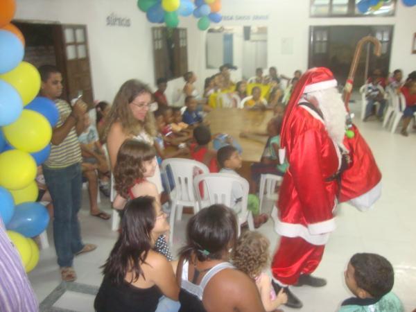 Natal das crian&ccedil;as atendidas pela entidade Allan Kardec(Imagem:reda&ccedil;ao)